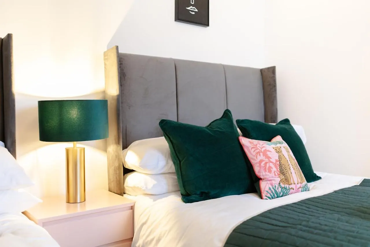 Holiday home Luxury Boutique 5 Bedroom House In Cardiff United Kingdom