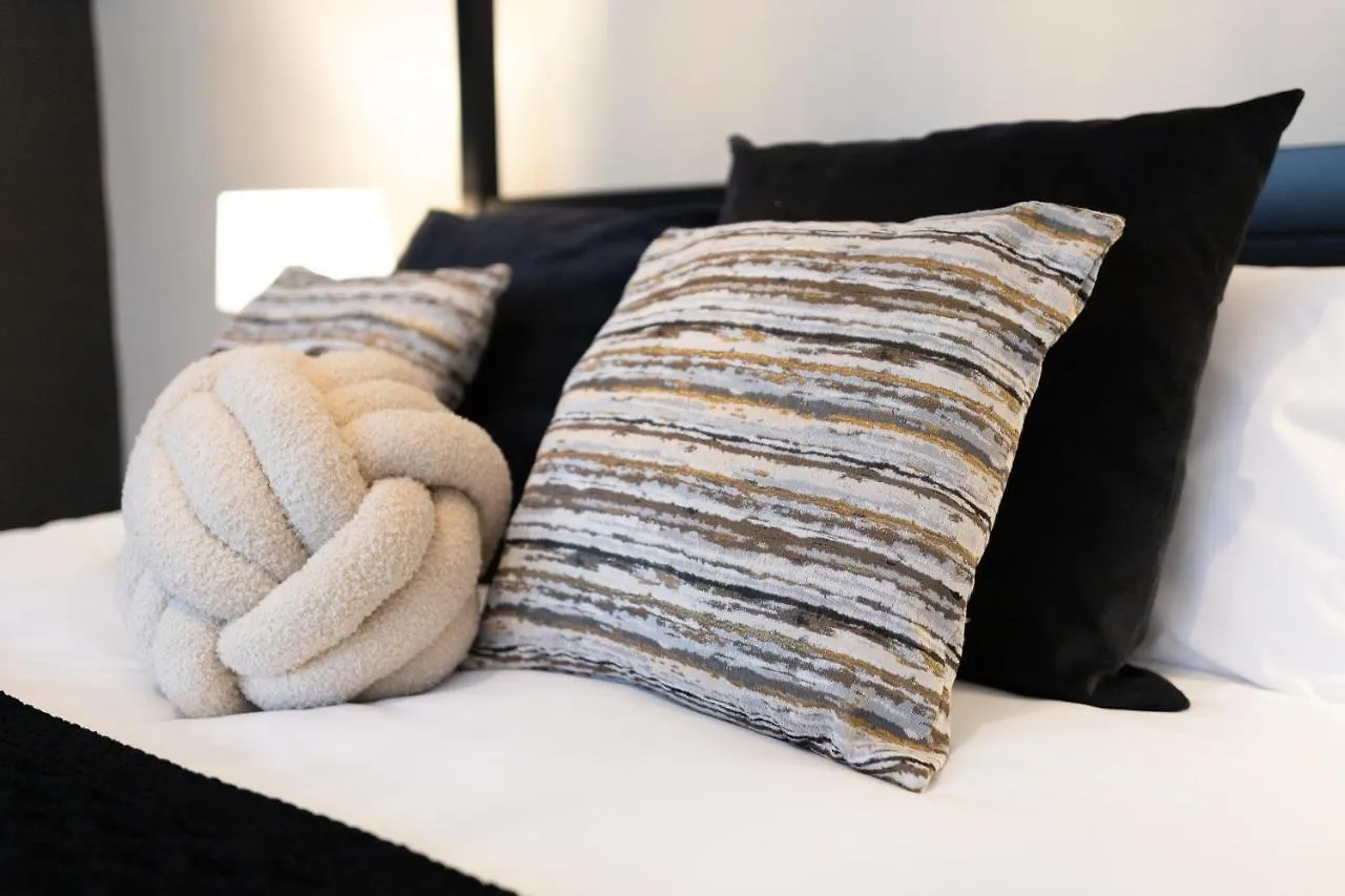 Holiday home Luxury Boutique 5 Bedroom House In Cardiff