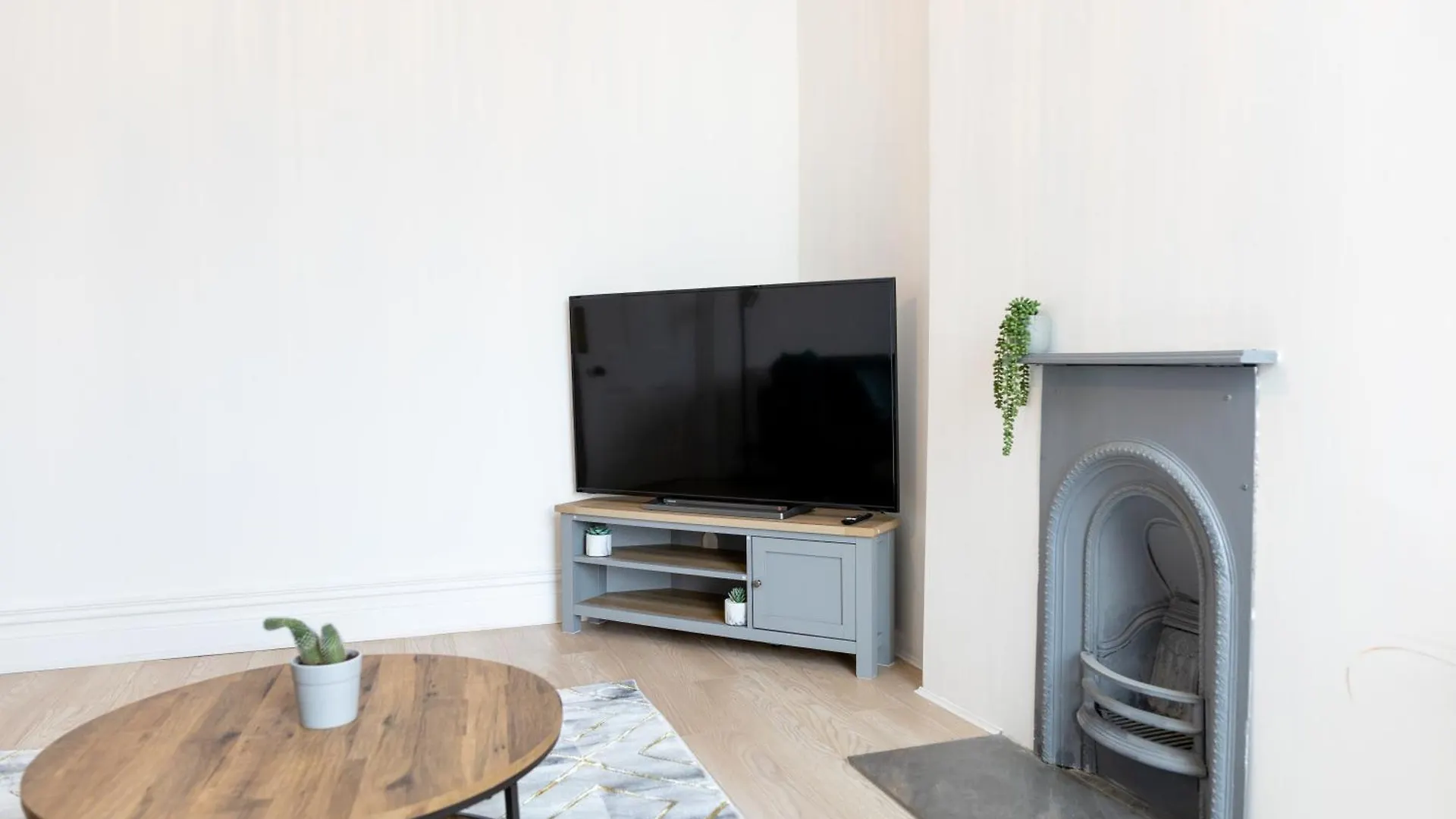 Luxury Boutique 5 Bedroom House In Cardiff United Kingdom
