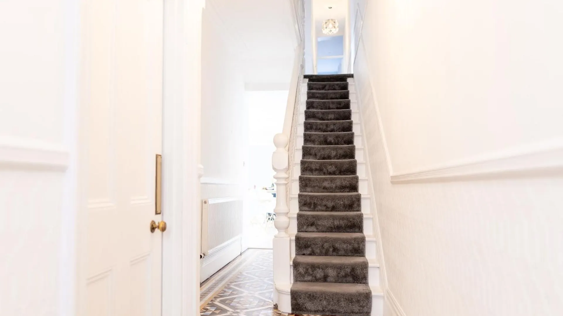 Luxury Boutique 5 Bedroom House In كارديف 0*,  المملكة المتحدة